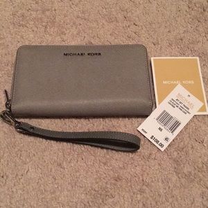 Micheal Kors Jet art Wallet/Phone Case